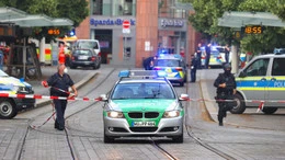 Drei Tote und mehrere Verletzte bei Messerattacke