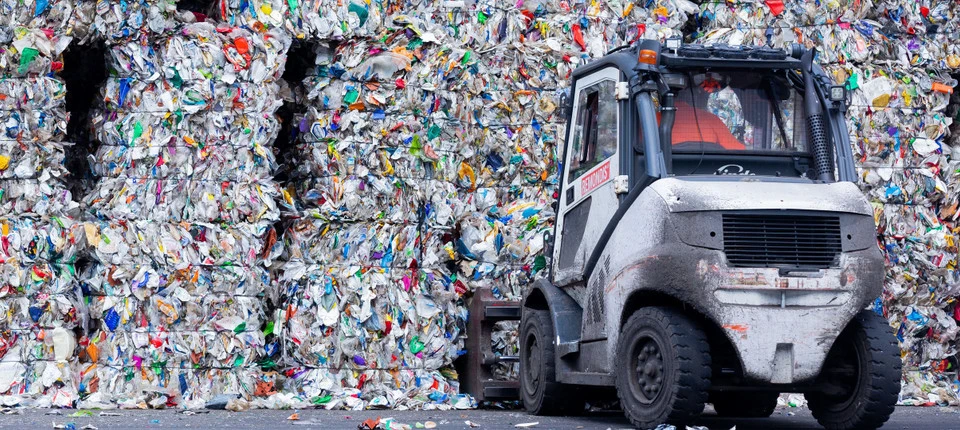Plastik wird zu Erdölersatz