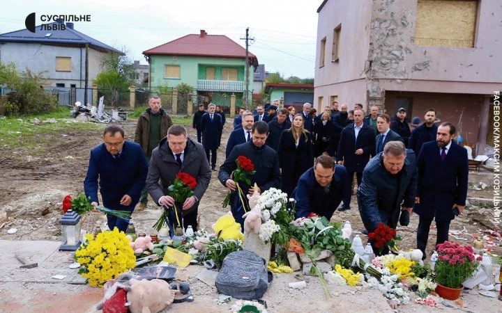 На Львівщину із робочим візитом прибув міністр закордонних справ Польщі Радослав Сікорський
