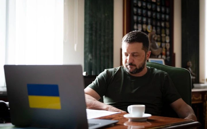 Зеленський провів Ставку і доручив збільшити фінансування для бойових підрозділів