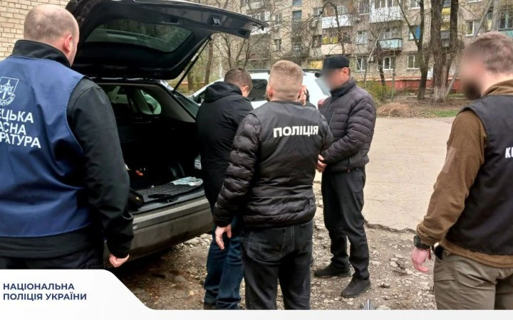 Поліцейські затримали лікаря за оформлення інвалідності за хабар