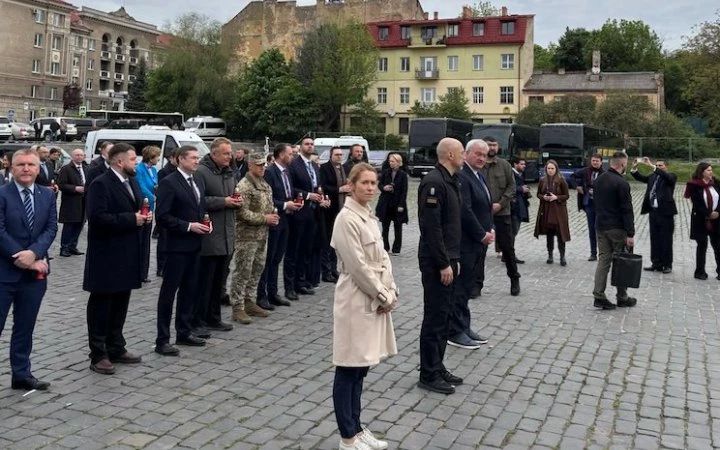 Кая Каллас і міністри закордонних справ країн ЄС у Львові вшанували пам'ять полеглих військових