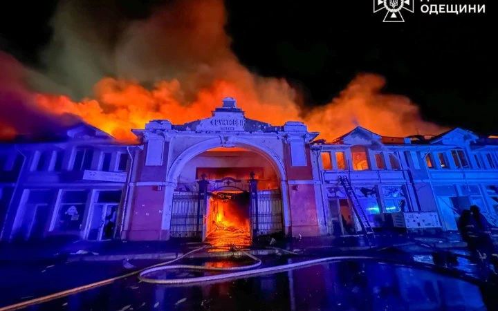 Головне за ніч та ранок четверга, 24 липня: атаки на Одесу і Черкаси, авіаудар по Харкову, понад 170 боєзіткнень