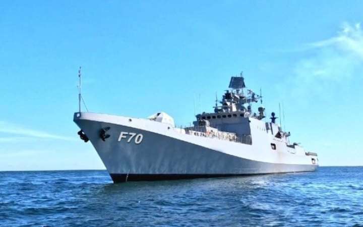 Росія добудувала перший з двох фрегатів для ВМС Індії. Індійський міністр оборони назвав це 