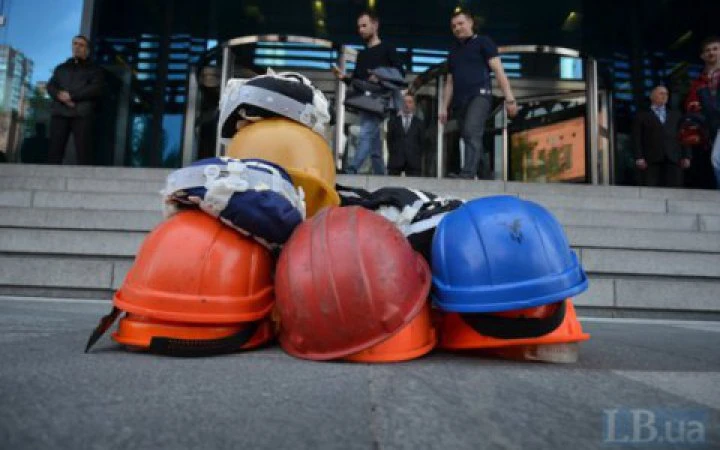 Внаслідок атаки по шахті ДТЕК загинув гірник, троє поранені