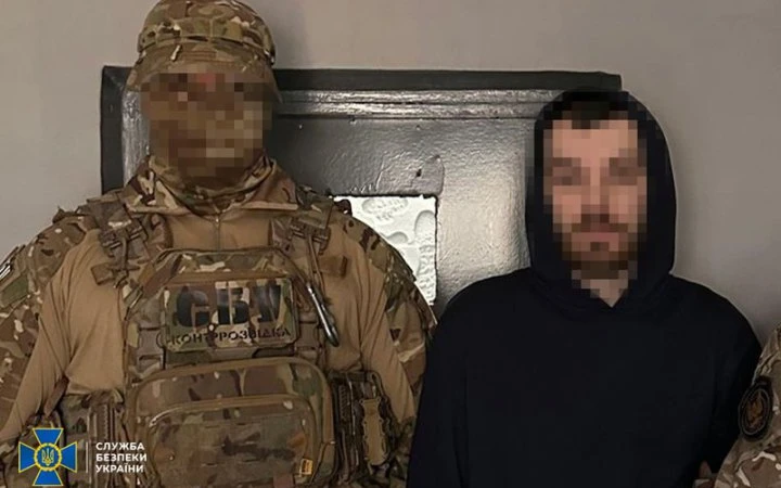 У Запоріжжі агент ФСБ після затримання намагався 