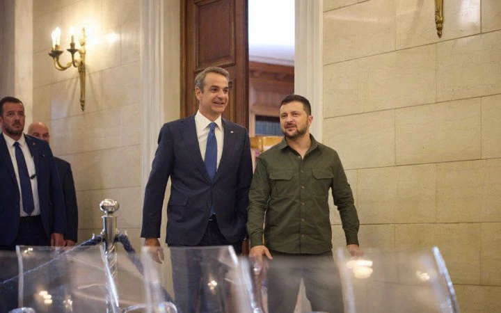 Зеленський: Греція пропонує відновлювати портову інфраструктуру Одеси