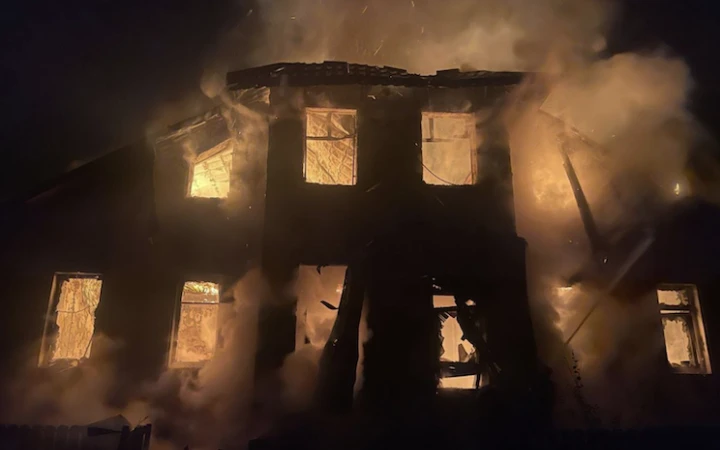 У Дніпропетровській області росіяни пошкодили храм і будівлю банку