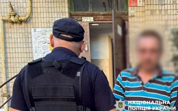 У Києві затримали чоловіка, який запустив із балкона феєрверк, щоб 