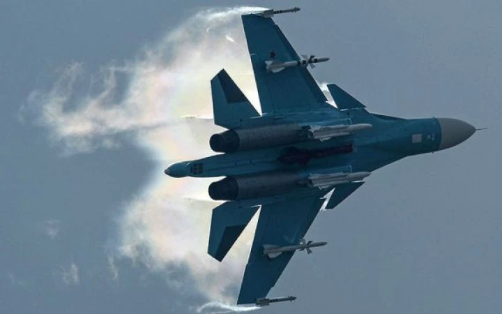 СБУ та ССО знищили два літаки СУ-34, і стільки ж пошкодили на аеродромі Маринівка у РФ