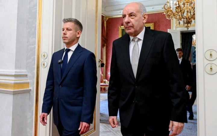 ЗМІ: Угорщина хоче внести зміни до Конституції, щоб усунути від влади президента країни
