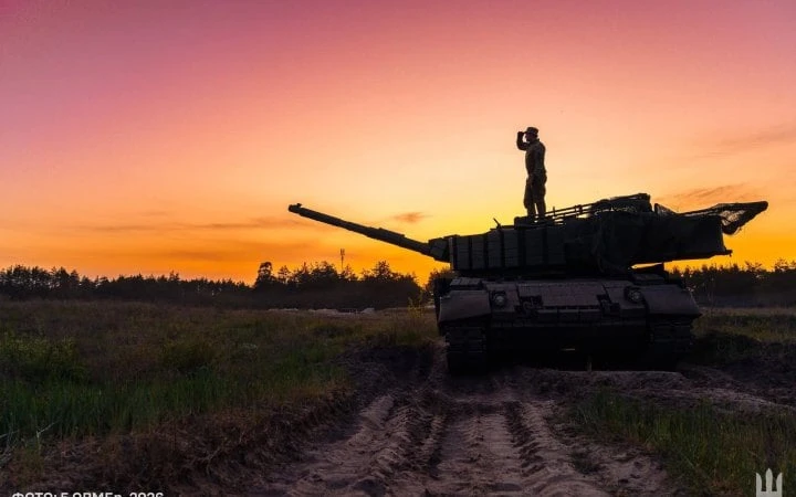 215 бойових зіткнень відбулось на фронті від початку доби