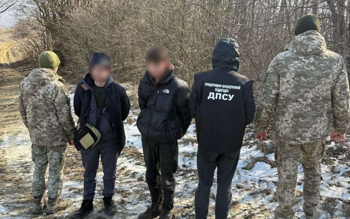 На Буковині затримали чоловіка, який погодився заплатити $20 тис за те, щоб потрапити у Румунію