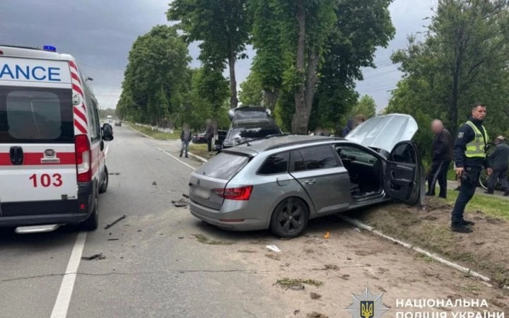 На Київщині сталась смертельна ДТП: автівками керували неповнолітні водії