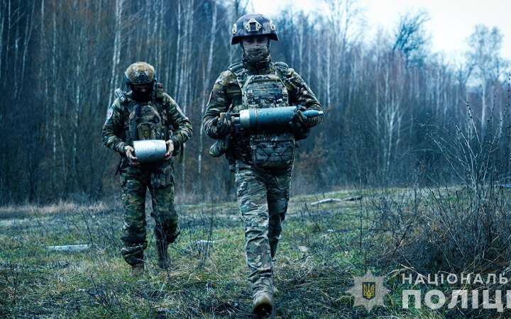 На Сумщині вибухотехніки знищили близько 170 вибухонебезпечних предметів за один виїзд