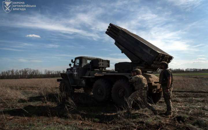 Протягом тижня найбільшу кількість атак захисники відбивали на Покровському напрямку. Там було 366 боїв