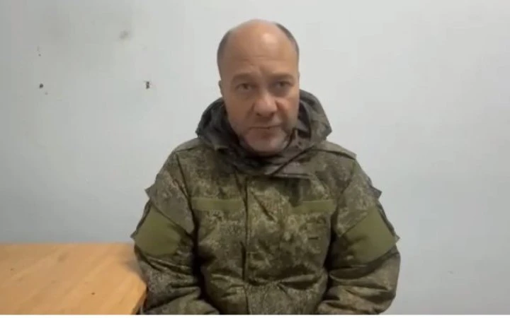 “Ворог зблизька” Ч.7 “Побачили усі прикраси нашого життя - розбиті машини, трупи”