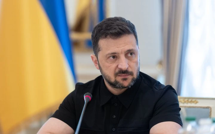 Bloomberg: Зеленський планує попросити Європу допомогти збільшити зарплати українським солдатам