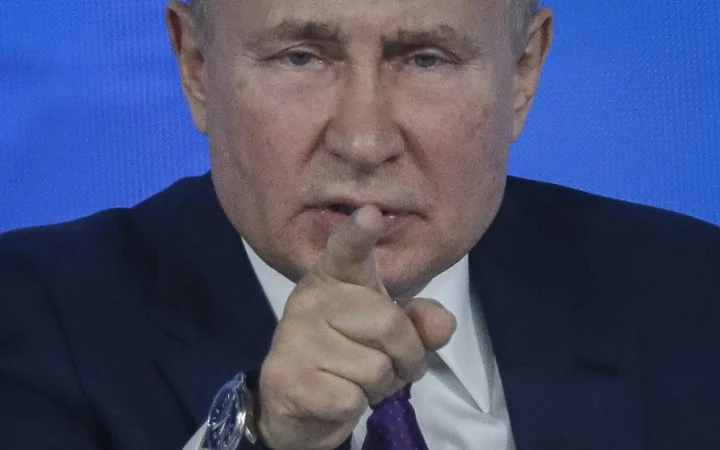 Euronews: спецтрибунал не зможе судити Путіна заочно, поки він є президентом РФ