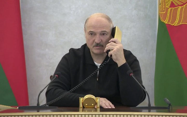Розвідка: Лукашенко готує армію до придушення протестів і посилення контролю над суспільством