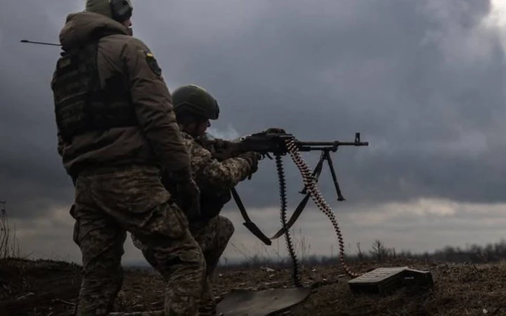 Захисники на фронті відбили понад 160 штурмів за добу