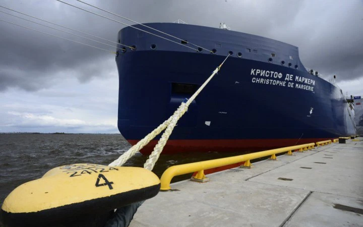 Bloomberg: РФ намагається збільшити експорт скрапленого природного газу
