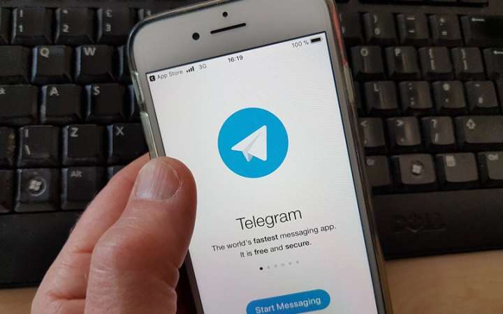 Більшість українців вважають, що треба контролювати Telegram, але не забороняти, - опитування