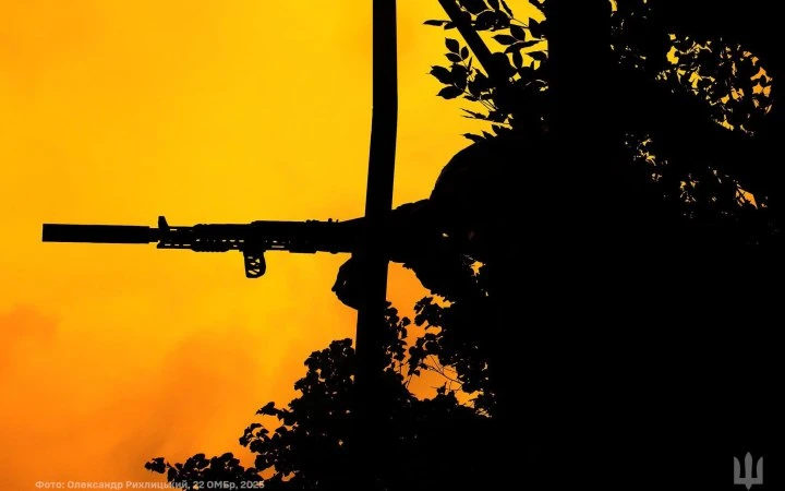 Головне за ніч та ранок середи, 13 серпня: 165 боєзіткнень, удар нафтопроводу 