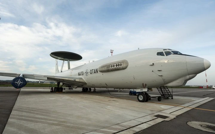 Літаки розвідки AWACS вперше розмістили у Литві