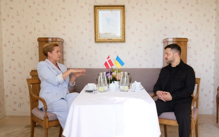 Зеленський обговорив із Фредеріксен підготовку до саміту Європейської політичної спільноти у Данії