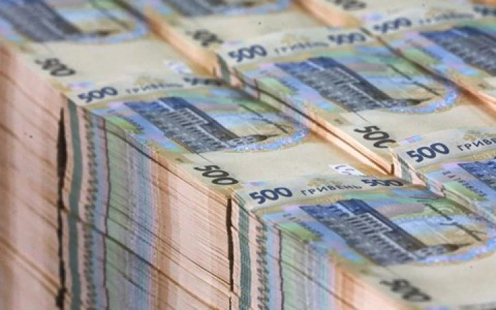 ​​У Києві затримали чоловіка, який від імені керівників ОВА ошукав підприємців на 600 тисяч грн