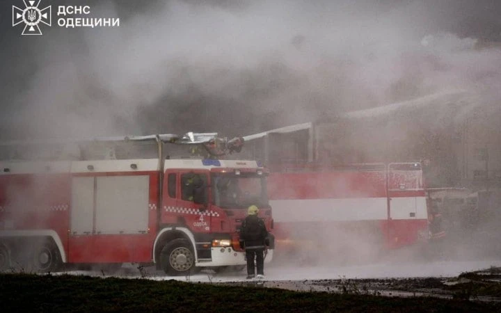 Росіяни вдарили по пологовому відділенні лікарні на півдні Одещини