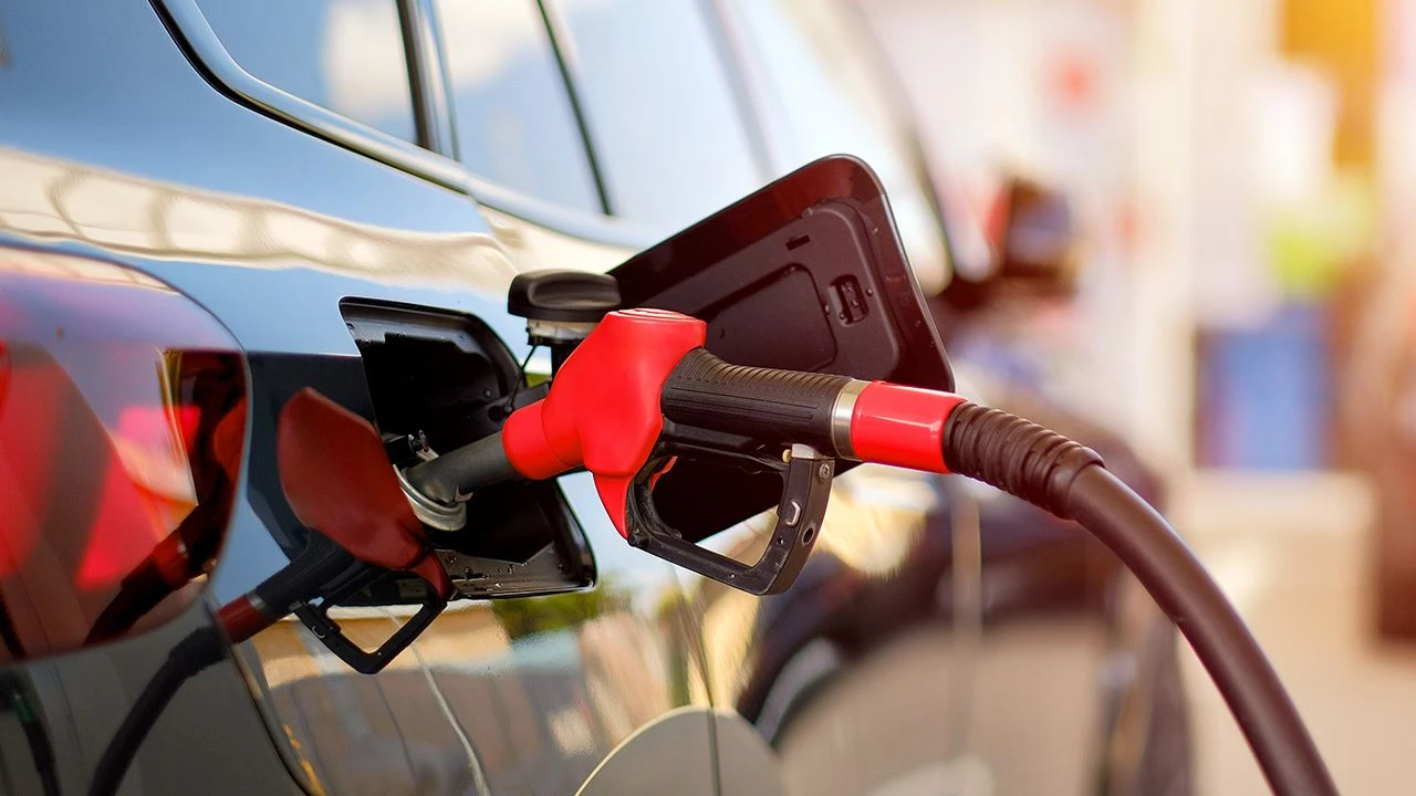 Benzyna i diesel tanieją. Nowe ceny już od wtorku