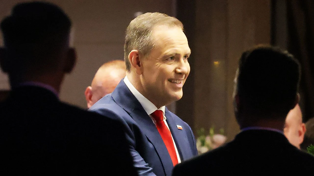 Karol Nawrocki spotkał się z klubem PiS. Omawiano prezydencką strategię