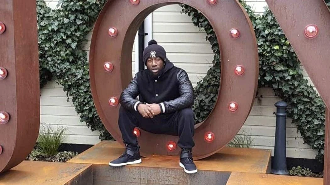 Father-of-three dies in hospital weeks after e-scooter collision
