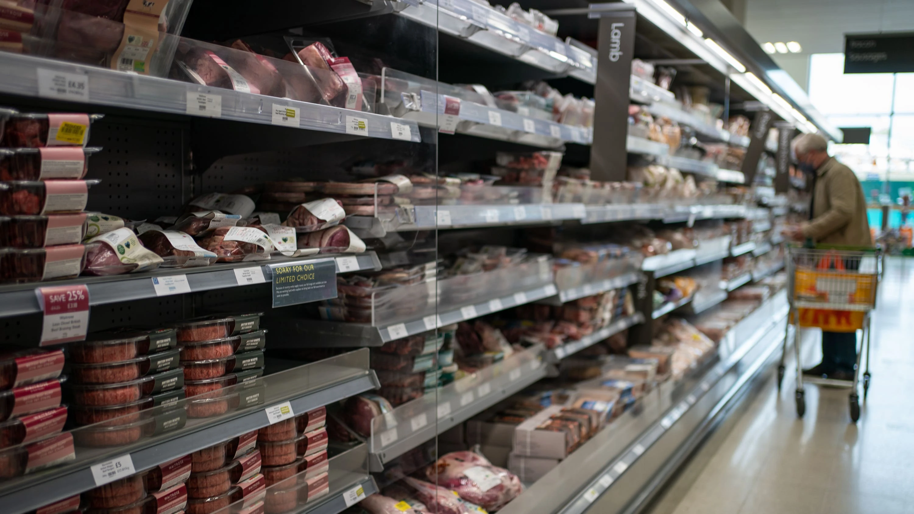Retail sales jump in April as sunny weather boosts food shopping