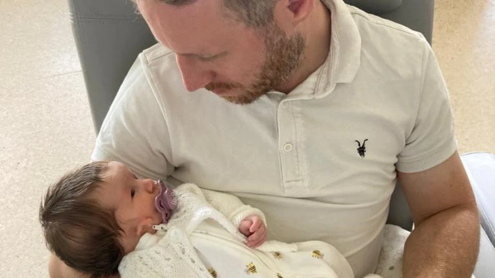 Father to run 10 marathons in 10 days wearing 10kg vest in memory of daughter