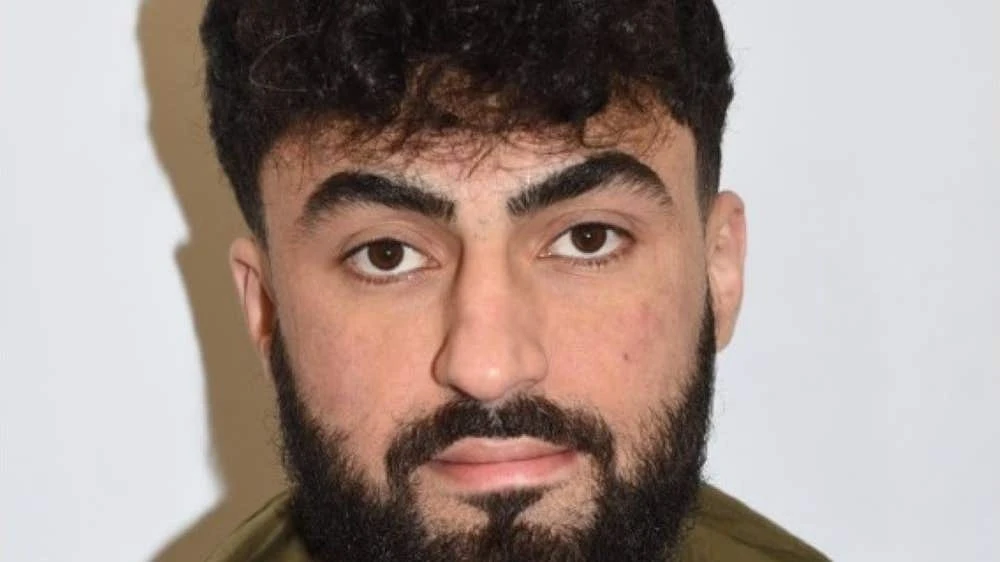 Barber becomes fourth man from pro-Islamic State WhatsApp group to be jailed