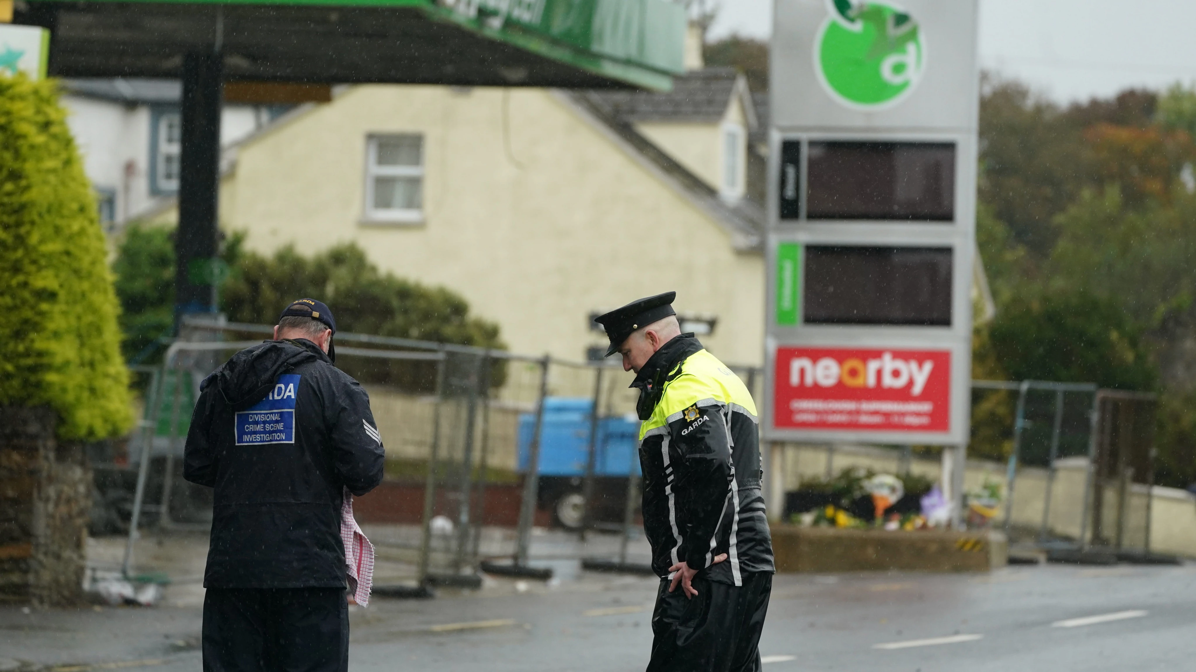 Man arrested by gardai investigating Creeslough explosion