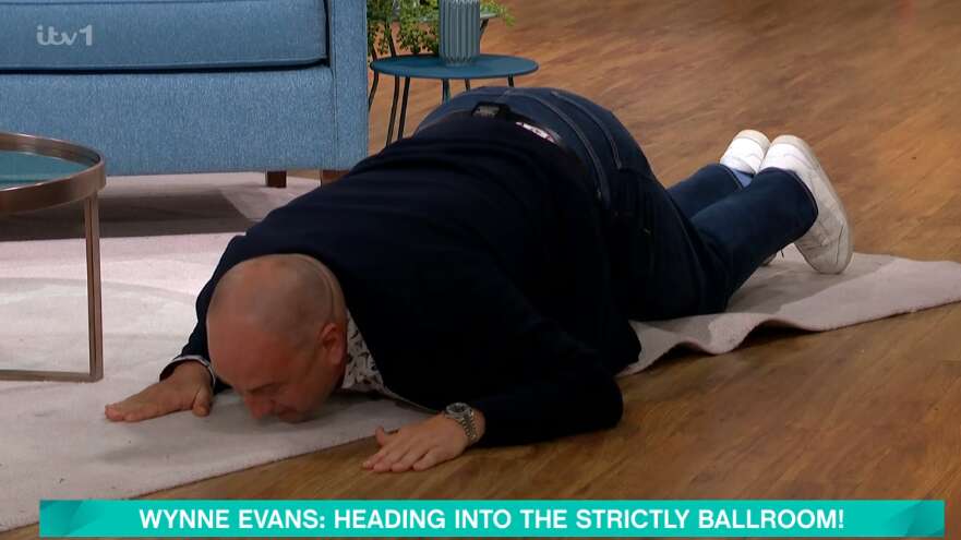 This Morning hosts in stitches as Strictly's Wynne Evans shows off signature move