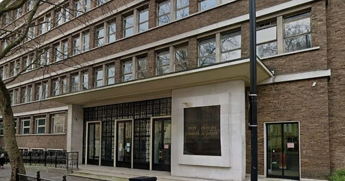 Black student alleges abuse at London French school
