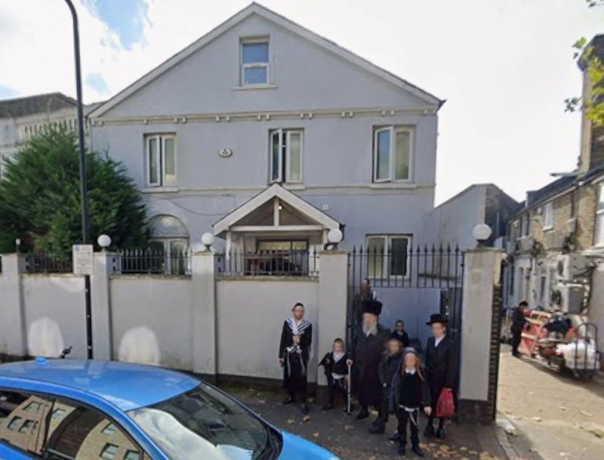 Three people arrested after London synagogue attack