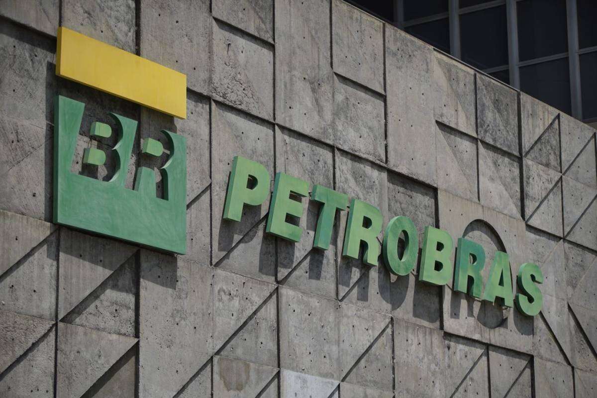 Petrobras (PETR4) aprova alterações no estatuto social… E mercado não precifica?