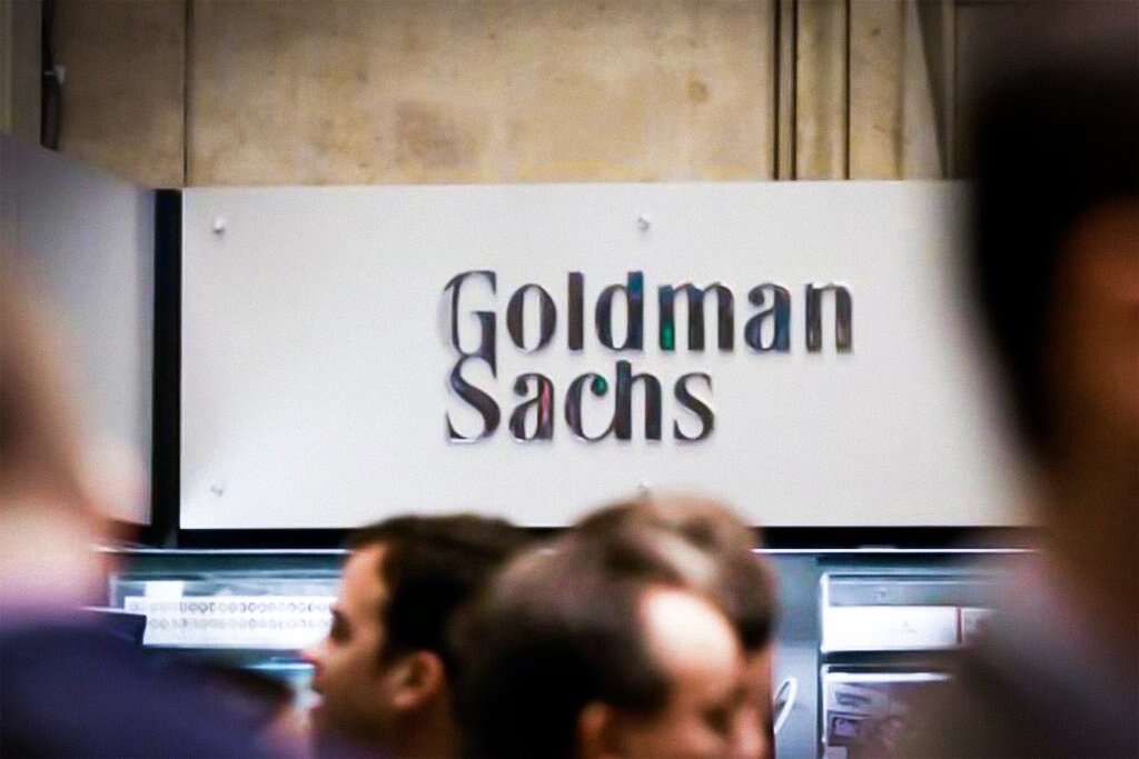 Goldman Sachs (GS) mais do que dobra lucro em 2024 e firma liderança no setor