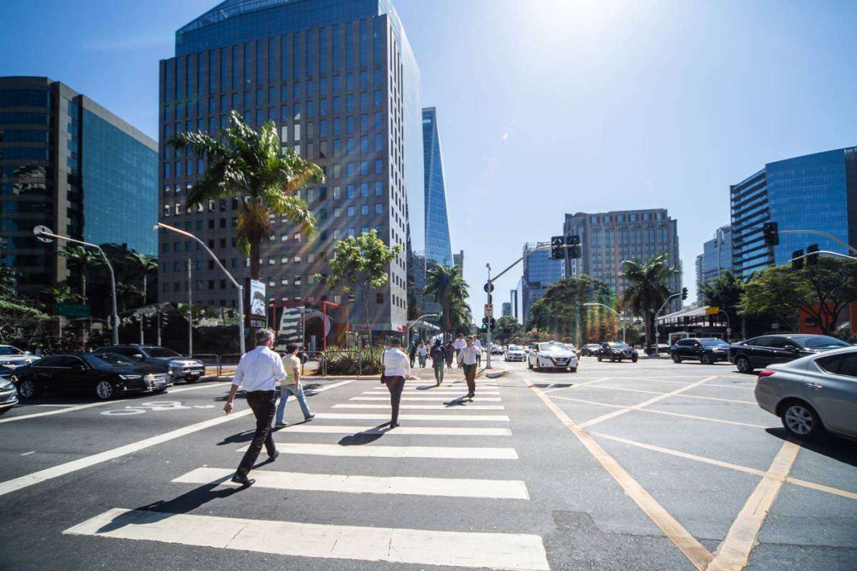 TI domina escritórios na Berrini e finanças lideram na Faria Lima e Paulista; veja dados por bairro