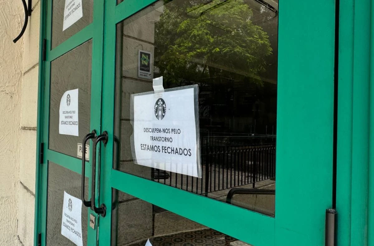 Crise na Starbucks gera demissões e sindicato reclama de falta de pagamento de rescisões