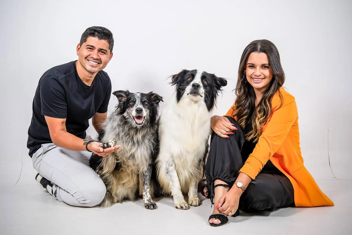 Ele morou na rua junto com um cão. Hoje, faz R$ 8 milhões com pets cujos pais voltaram ao presencial