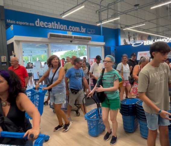 Argentinos esvaziam diariamente Decathlon em Florianópolis e unidade vira campeã global de vendas