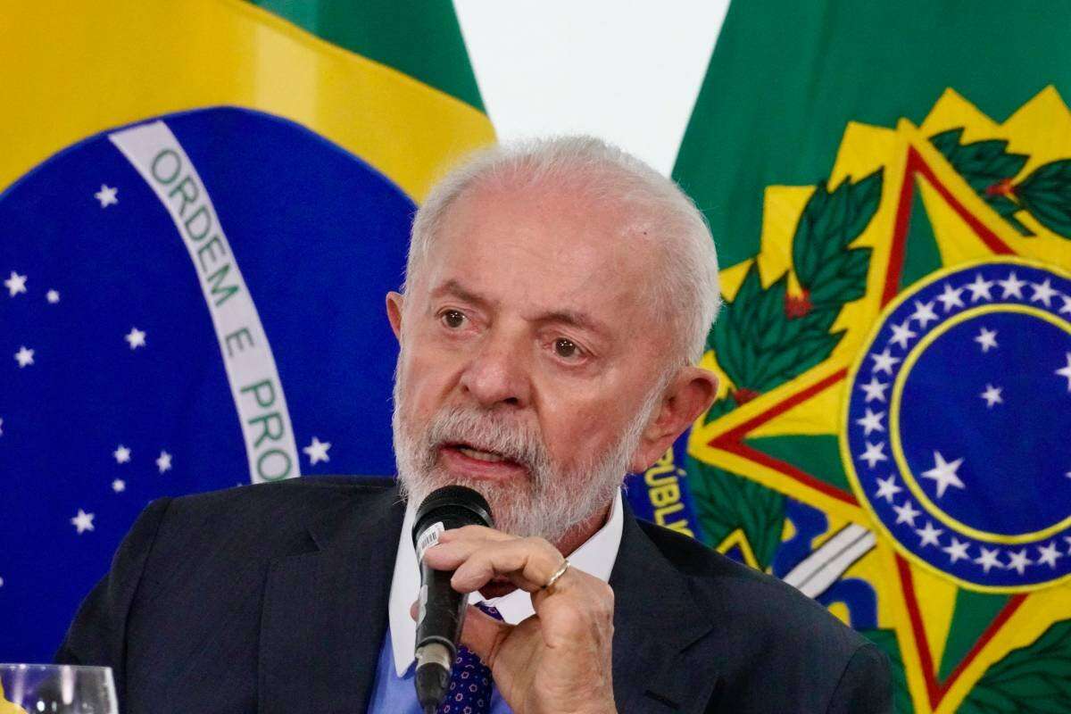 Lula se reúne com Sidônio em meio à onda de fake news sobre Pix