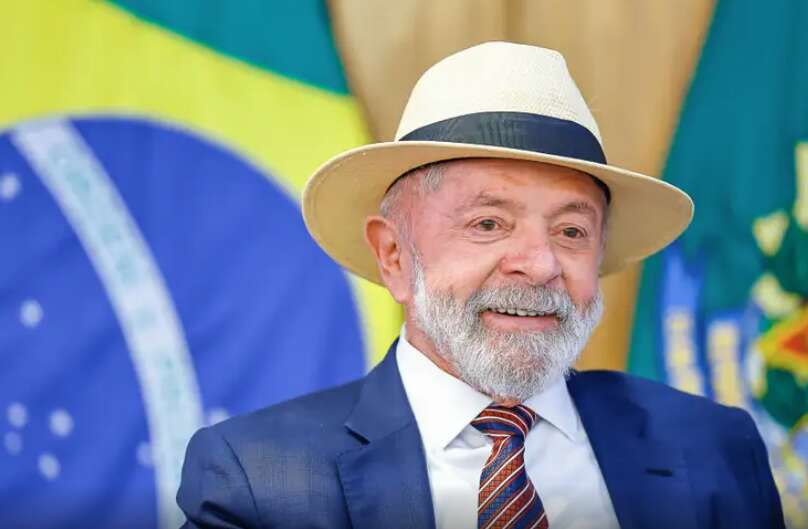 No dia da posse, Lula envia seus cumprimentos a Trump e fala em 